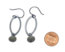 Load image into Gallery viewer, Leaf Rock Earrings