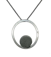Load image into Gallery viewer, Circle Rock Necklace