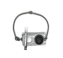 Load image into Gallery viewer, Wood-grain Rock Toggle Bracelet