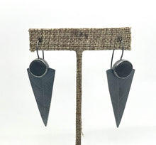 Load image into Gallery viewer, Rock Triangle Leaf Vein Earrings