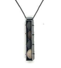 Load image into Gallery viewer, Long Vertical Box Necklace