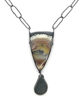 Load image into Gallery viewer, Rock and Agate Necklace