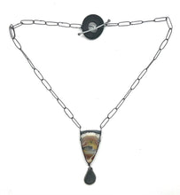 Load image into Gallery viewer, Rock and Agate Necklace