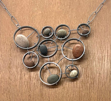 Load image into Gallery viewer, Circle Cluster Rock Necklace
