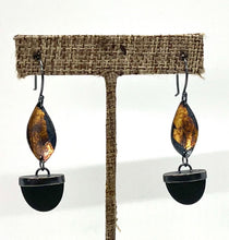 Load image into Gallery viewer, Leaf and Rock Earrings