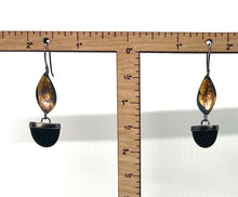 Load image into Gallery viewer, Leaf and Rock Earrings