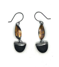 Load image into Gallery viewer, Leaf and Rock Earrings