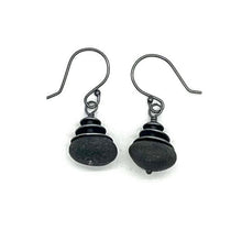 Load image into Gallery viewer, Saucer Rock Earrings