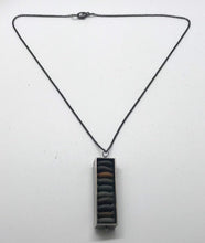 Load image into Gallery viewer, Large Box Necklace