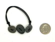 Load image into Gallery viewer, Rock Button Leather Bracelet