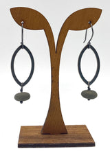 Load image into Gallery viewer, Leaf Rock Earrings
