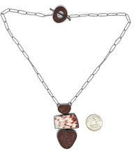 Load image into Gallery viewer, Red rock and shell necklace
