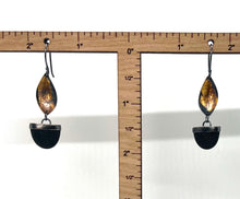 Load image into Gallery viewer, Leaf and Rock Earrings
