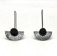 Load image into Gallery viewer, Pebble Patterned Fan Rock Earrings
