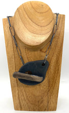 Load image into Gallery viewer, Toggle Rock &amp; Driftwood Necklace
