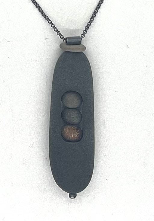 Rock in Rock Channel Necklace