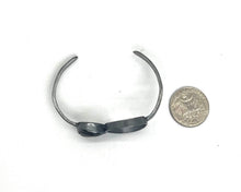 Load image into Gallery viewer, Rock and Oval Bracelet
