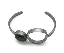 Load image into Gallery viewer, Rock and Oval Bracelet
